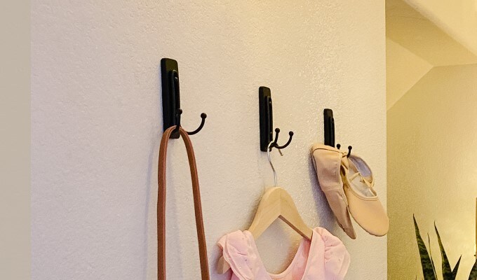 Crochets métalliques et décoratifs
