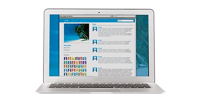 Filtre de confidentialité installé sur l'écran d'un ordinateur portable
